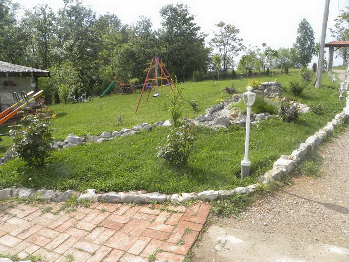 デスポトヴァツ Panorama Lomnica Bed & Breakfast エクステリア 写真